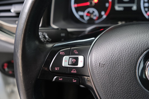 Volkswagen Polo 1.0 TSI Highline - N.A.P. Airco, Cruise, Navi, PDC, Carplay.