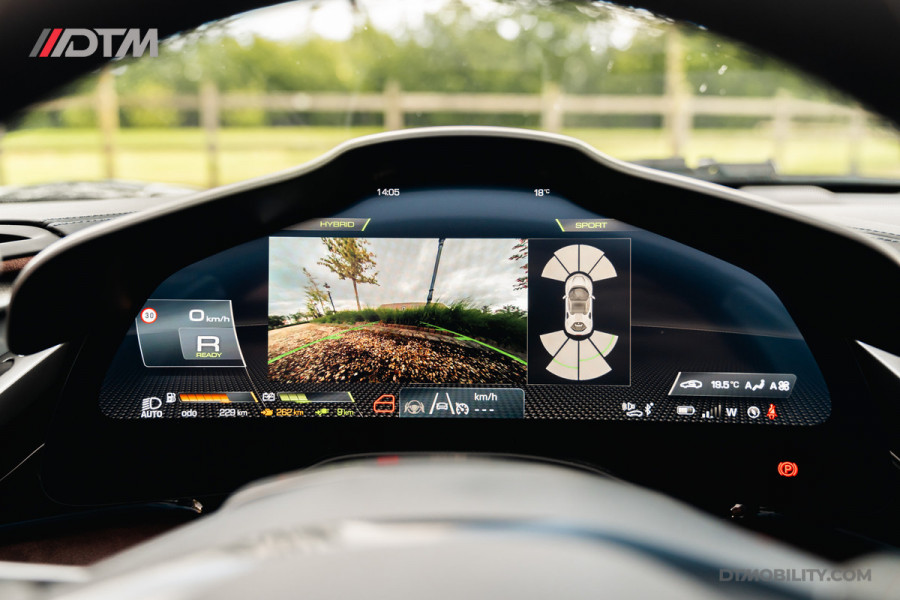 Ferrari SF90 Spider 4.0 V8 | Blu Pozzi | Daytona Seats Cioccolato |