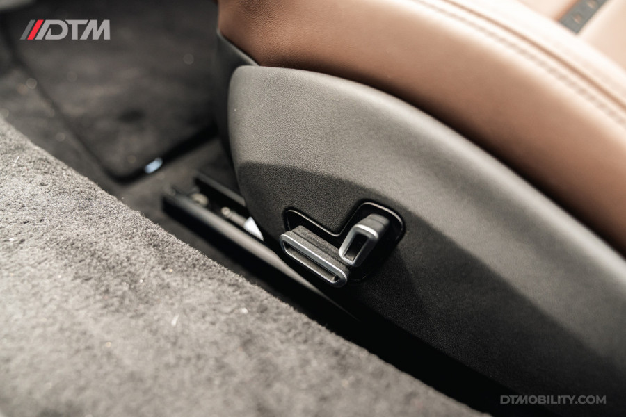 Ferrari SF90 Spider 4.0 V8 | Blu Pozzi | Daytona Seats Cioccolato |