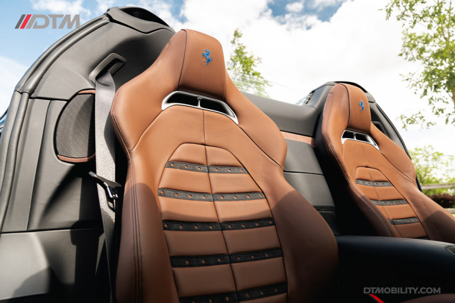 Ferrari SF90 Spider 4.0 V8 | Blu Pozzi | Daytona Seats Cioccolato |