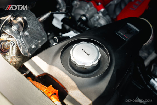 Ferrari SF90 Spider 4.0 V8 | Blu Pozzi | Daytona Seats Cioccolato |