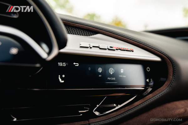 Ferrari SF90 Spider 4.0 V8 | Blu Pozzi | Daytona Seats Cioccolato |