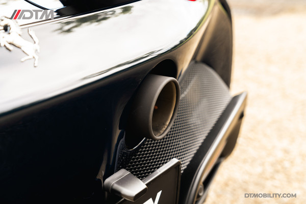 Ferrari SF90 Spider 4.0 V8 | Blu Pozzi | Daytona Seats Cioccolato |