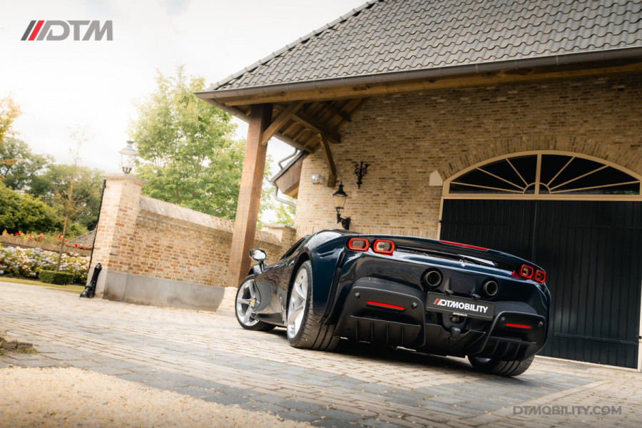 Ferrari SF90 Spider 4.0 V8 | Blu Pozzi | Daytona Seats Cioccolato |