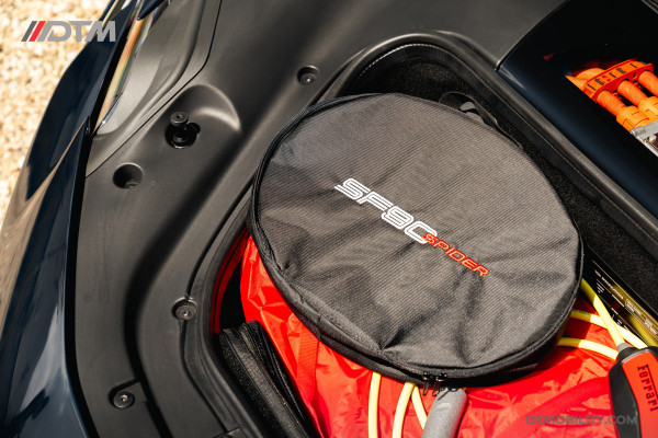 Ferrari SF90 Spider 4.0 V8 | Blu Pozzi | Daytona Seats Cioccolato |