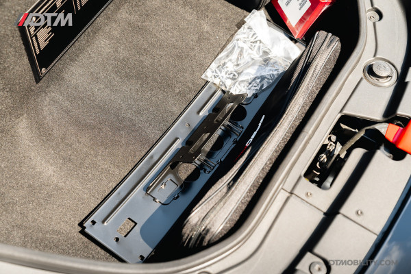 Ferrari SF90 Spider 4.0 V8 | Blu Pozzi | Daytona Seats Cioccolato |