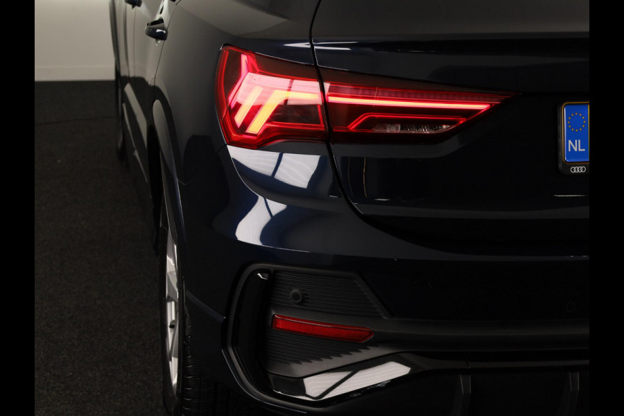 Audi Q3 Sportback 45 TFSI e Advanced Edition 245 pk S-tronic | Navigatie | Panoramadak | Parkeersensoren | Adaptieve cruise control | S-Line