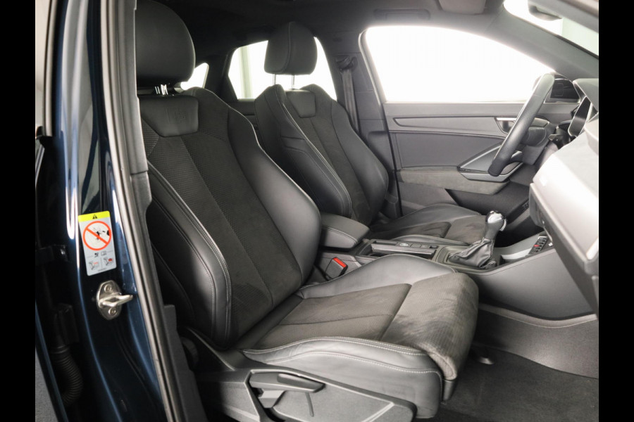 Audi Q3 Sportback 45 TFSI e Advanced Edition 245 pk S-tronic | Navigatie | Panoramadak | Parkeersensoren | Adaptieve cruise control | S-Line