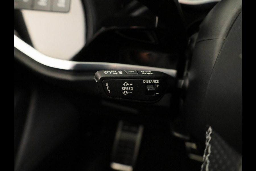 Audi Q3 Sportback 45 TFSI e Advanced Edition 245 pk S-tronic | Navigatie | Panoramadak | Parkeersensoren | Adaptieve cruise control | S-Line