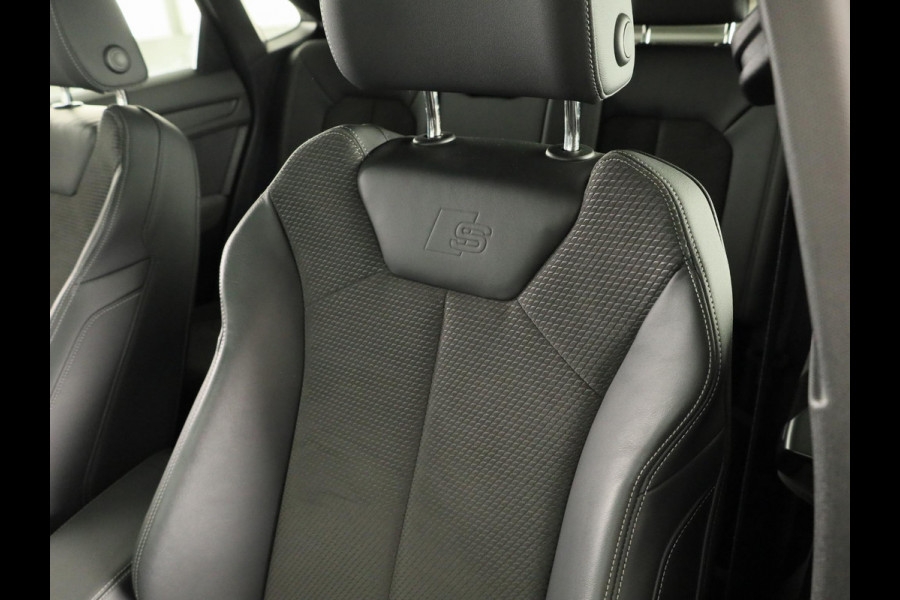 Audi Q3 Sportback 45 TFSI e Advanced Edition 245 pk S-tronic | Navigatie | Panoramadak | Parkeersensoren | Adaptieve cruise control | S-Line