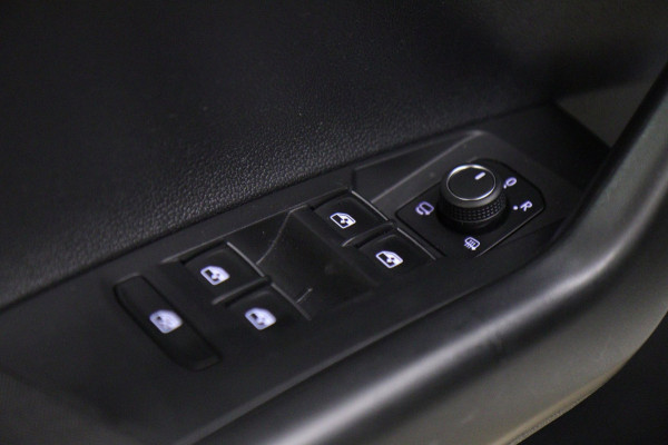 Volkswagen Polo 1.0 TSI R-Line Business PANO/STOELV/CARPLAY/IQ-LIGHT/VOL