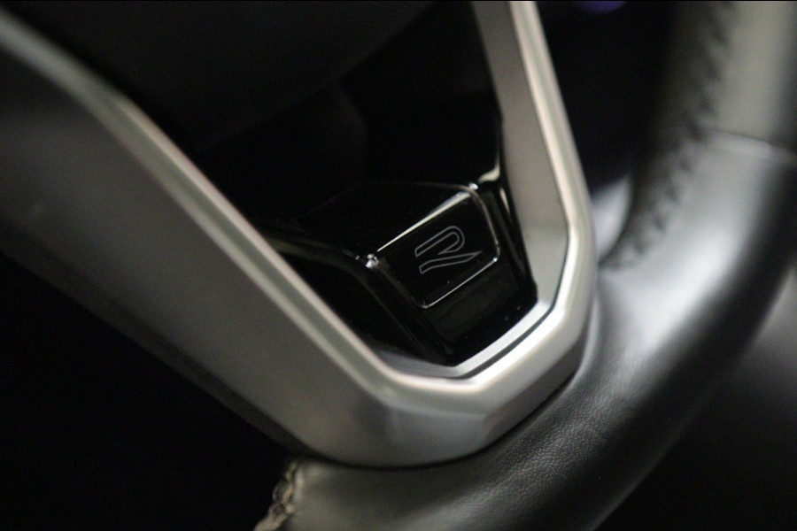 Volkswagen Polo 1.0 TSI R-Line Business PANO/STOELV/CARPLAY/IQ-LIGHT/VOL