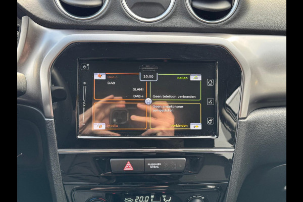 Suzuki Vitara 1.4 Boosterjet Smart Hybrid Select | Eerste eigenaar, Trekhaak, Stoelverwarming, Dodehoekdetectie, Bi-Tone, 1.500KG Trekgewicht