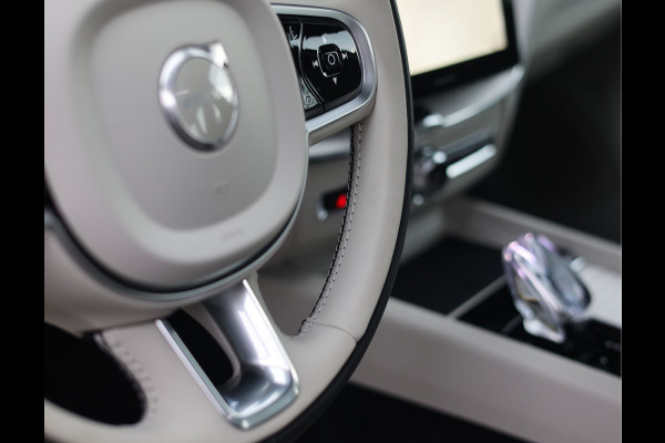 Volvo XC60 T8 AWD Ultra Dark | Direct rijden! - Trekhaak - Pano