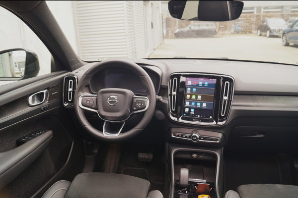 Volvo XC40 Recharge Ultimate 70kWh -PANO-TREKHAAK-CAM-ECC-