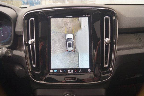 Volvo XC40 Recharge Ultimate 70kWh -PANO-TREKHAAK-CAM-ECC-