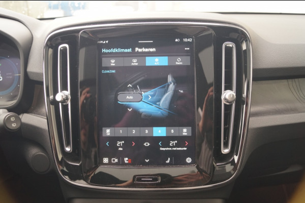 Volvo XC40 Recharge Ultimate 70kWh -PANO-TREKHAAK-CAM-ECC-
