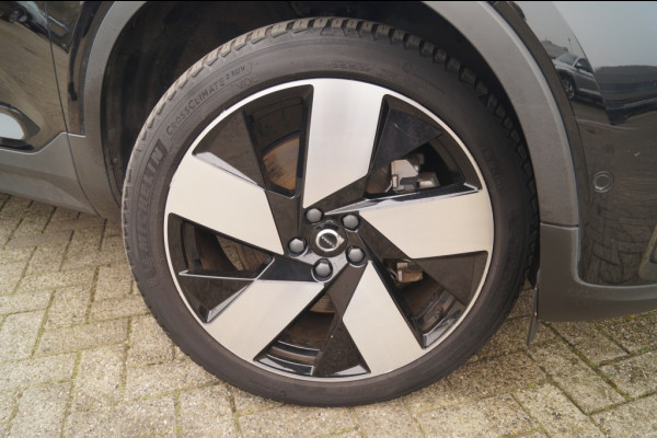 Volvo XC40 Recharge Ultimate 70kWh -PANO-TREKHAAK-CAM-ECC-