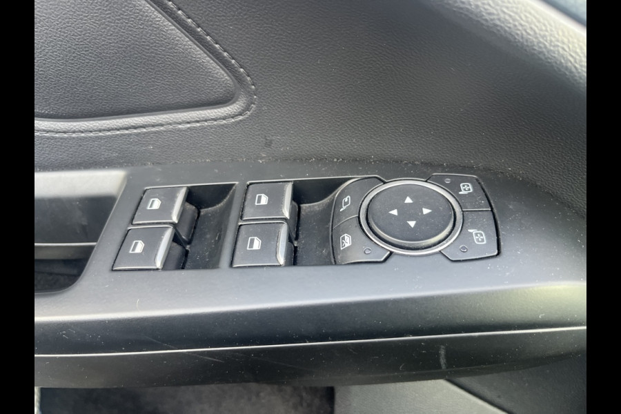 Ford FOCUS Wagon 1.0 EcoB. Active Bns COMFORT PACK! WINTERPACK! PARKINGPACK!