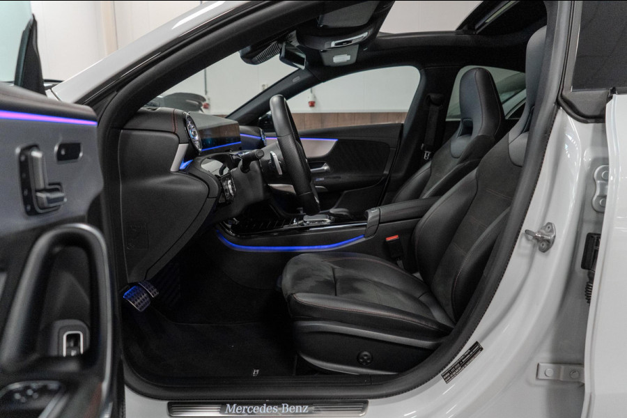Mercedes-Benz CLA-Klasse 250 e AMG Business Solution Pano|Memory|Camera|Sfeerverlichting