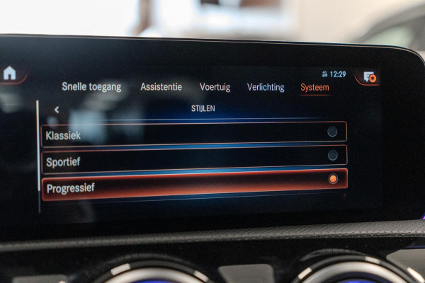 Mercedes-Benz CLA-Klasse 250 e AMG Business Solution Pano|Memory|Camera|Sfeerverlichting