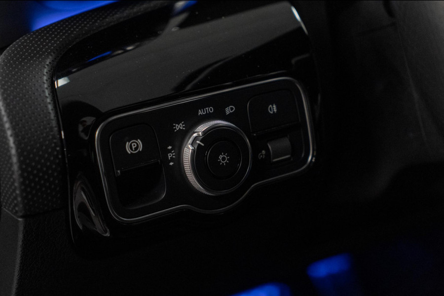 Mercedes-Benz CLA-Klasse 250 e AMG Business Solution Pano|Memory|Camera|Sfeerverlichting