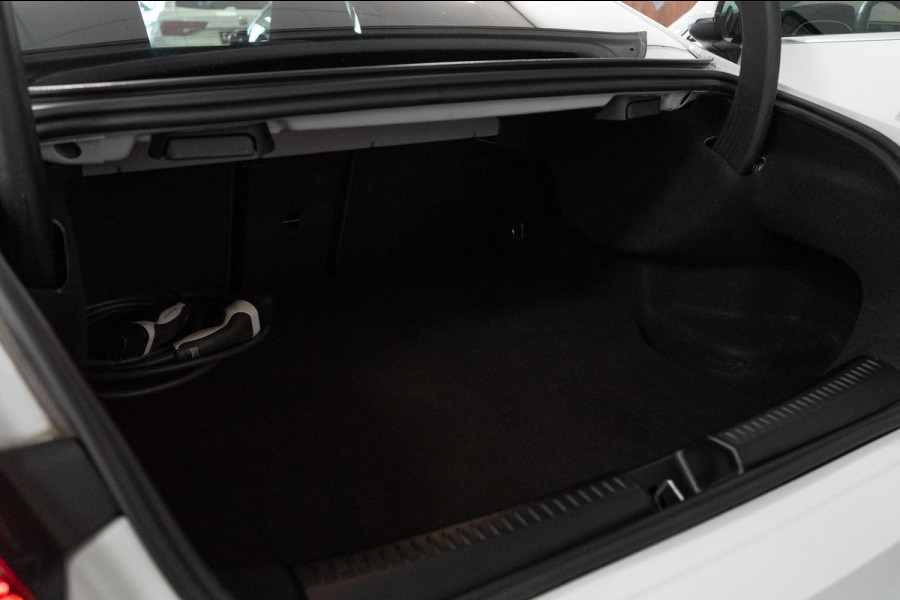 Mercedes-Benz CLA-Klasse 250 e AMG Business Solution Pano|Memory|Camera|Sfeerverlichting