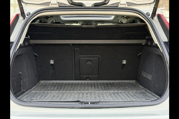 Volvo V60 2.0 T6 AWD Inscription Polestar |Full option| Pano|B&W|StoelVentilatie|PilotAssist|Trekhaak