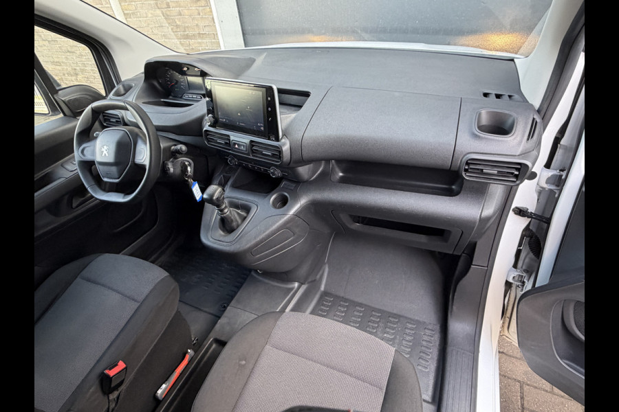 Peugeot Partner 1.2 PureTech Premium CarPlay/cruise control/navigatie systeem