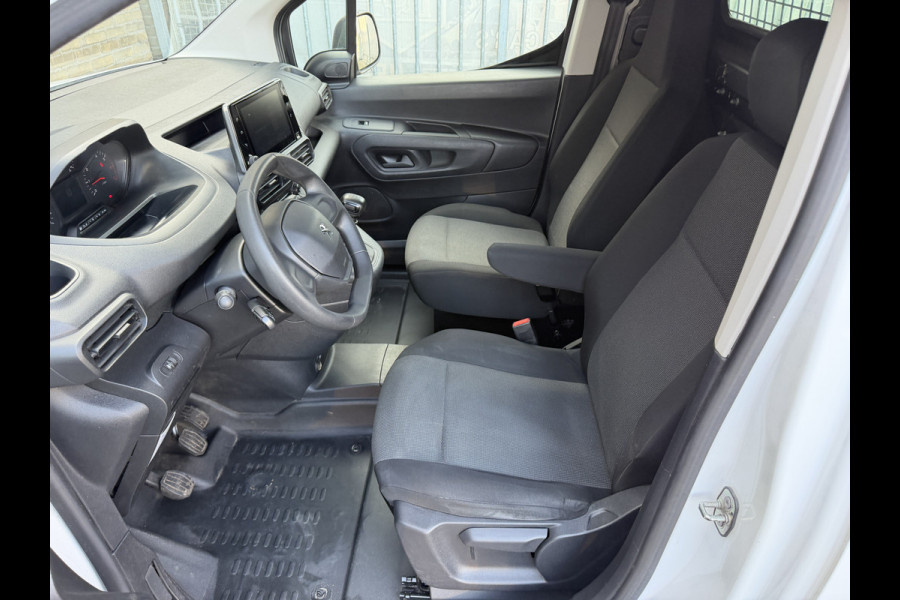 Peugeot Partner 1.2 PureTech Premium CarPlay/cruise control/navigatie systeem