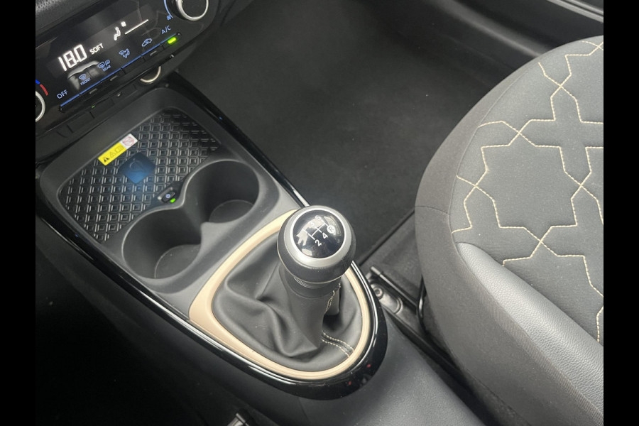 Toyota Aygo X 1.0 VVT-i MT Envy | JBL audio | Camera | Navigatie