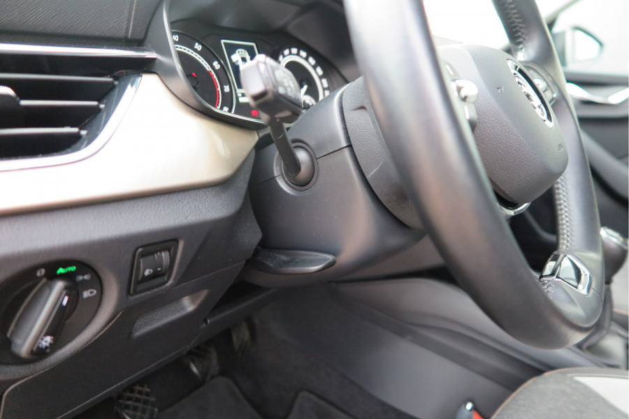 Škoda Kamiq 1.0 TSI 110pk Style PDC ,LMV,Trekhaak,Stoelverwarming,Cruisecontrol,Achteruitrijcamera, Carplay, Stuurwiel multifunctioneel, Navigatie(via carplay) etc.