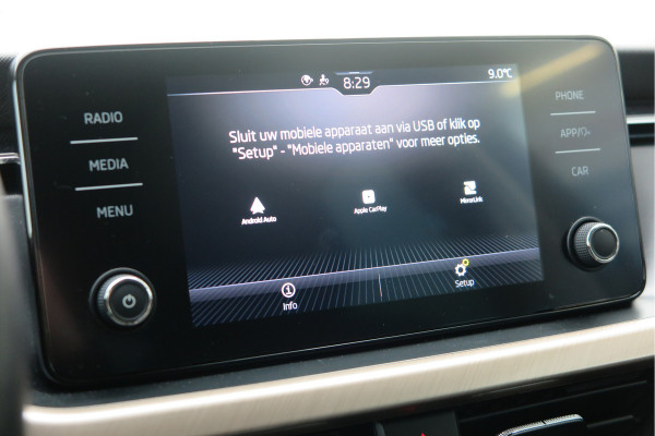 Škoda Kamiq 1.0 TSI 110pk Style PDC ,LMV,Trekhaak,Stoelverwarming,Cruisecontrol,Achteruitrijcamera, Carplay, Stuurwiel multifunctioneel, Navigatie(via carplay) etc.