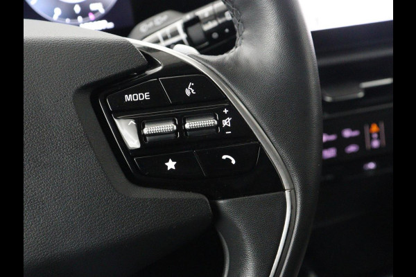 Kia Niro EV DynamicPlusLine 64.8 kWh | SOH 100% | Schuifdak | Leder | Stoelverwarming | Adaptive cruise | Camera | Carplay | Dodehoek detectie | Naviagtie | Harman/Kardon