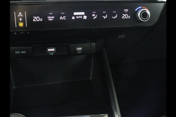 Kia Niro EV DynamicPlusLine 64.8 kWh | SOH 100% | Schuifdak | Leder | Stoelverwarming | Adaptive cruise | Camera | Carplay | Dodehoek detectie | Naviagtie | Harman/Kardon
