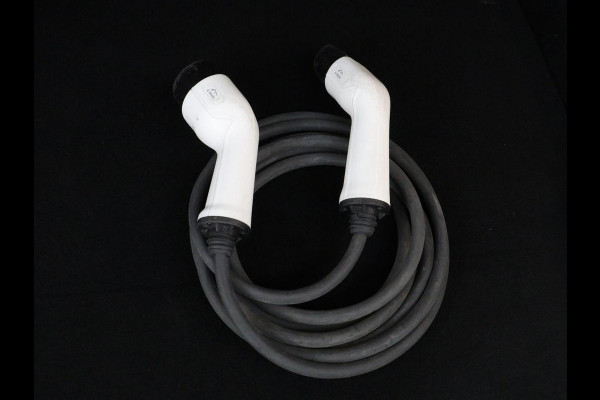 Kia Niro 1.6 GDi PHEV DynamicLine | Trekhaak | Adaptive cruise | Half leder | Camera | Carplay | Navigatie | Climate control | Bluetooth | Parkeerhulp