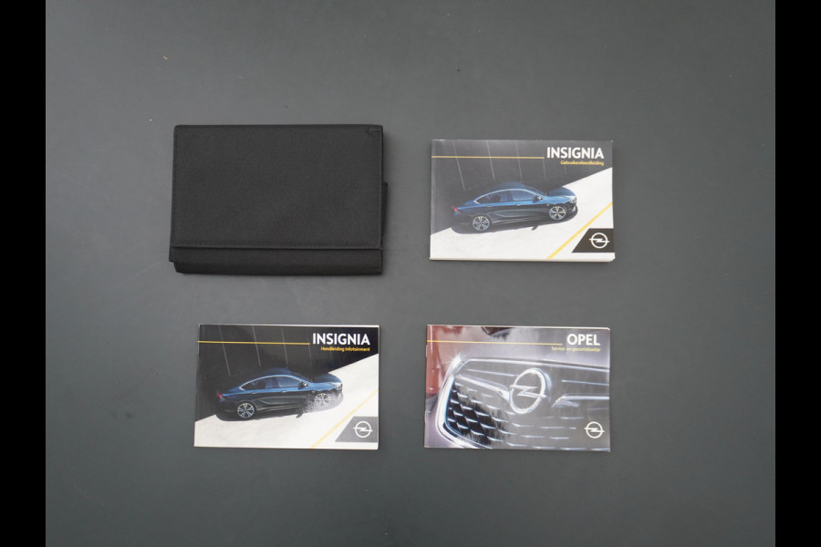 Opel Insignia Grand Sport 1.5T 165PK 5Drs Executive Leer AGR-Comfort Stoelen Camera Trekhaak Navi Apple Carplay Android Pdc LED Ecc Cruise Con Comfort Stoelen Regen-Lichtsensor Sensor dodehoek Verkeersherkenning Rijstrooksensor 1e Eigenaar Origineel Nederlandse Auto