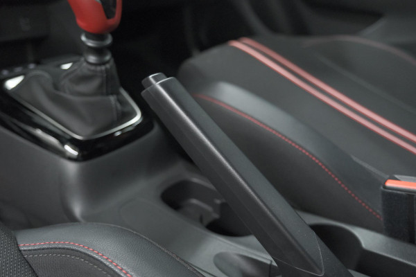 Opel Corsa Turbo 100 GS Line | Parkeersensoren | Apple Carplay | 17 Inch Lichtmetalen Velgen