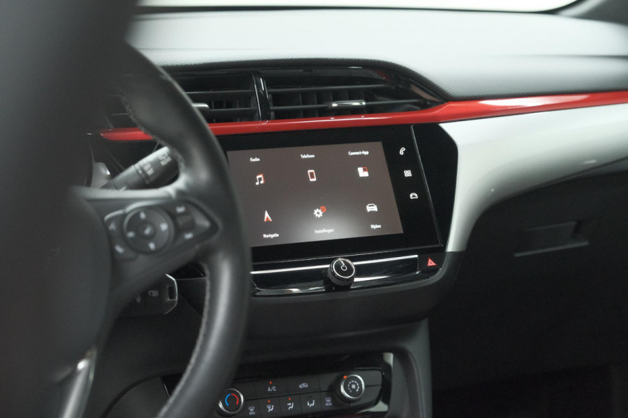 Opel Corsa Turbo 100 GS Line | Parkeersensoren | Apple Carplay | 17 Inch Lichtmetalen Velgen