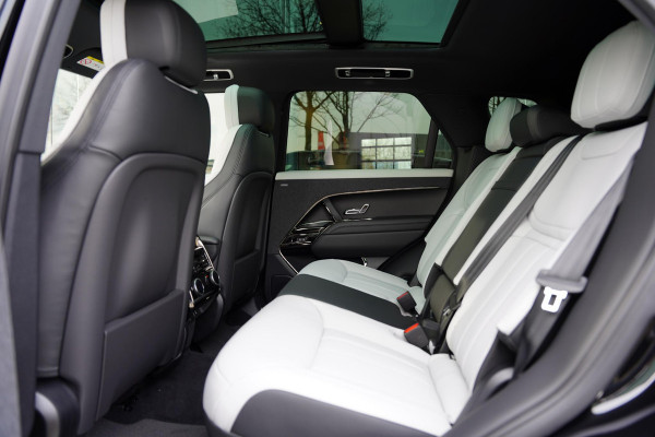 Land Rover Range Rover Sport P460 E Dynamic HSE Light Cloud Leder / Panoramadak / Meridian