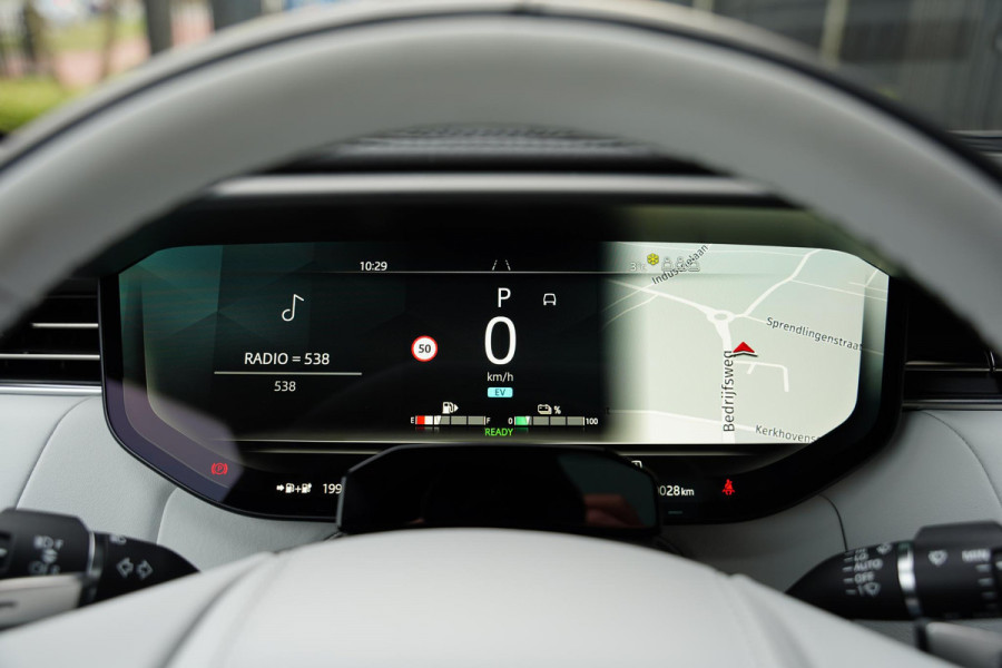 Land Rover Range Rover Sport P460 E Dynamic HSE Light Cloud Leder / Panoramadak / Meridian