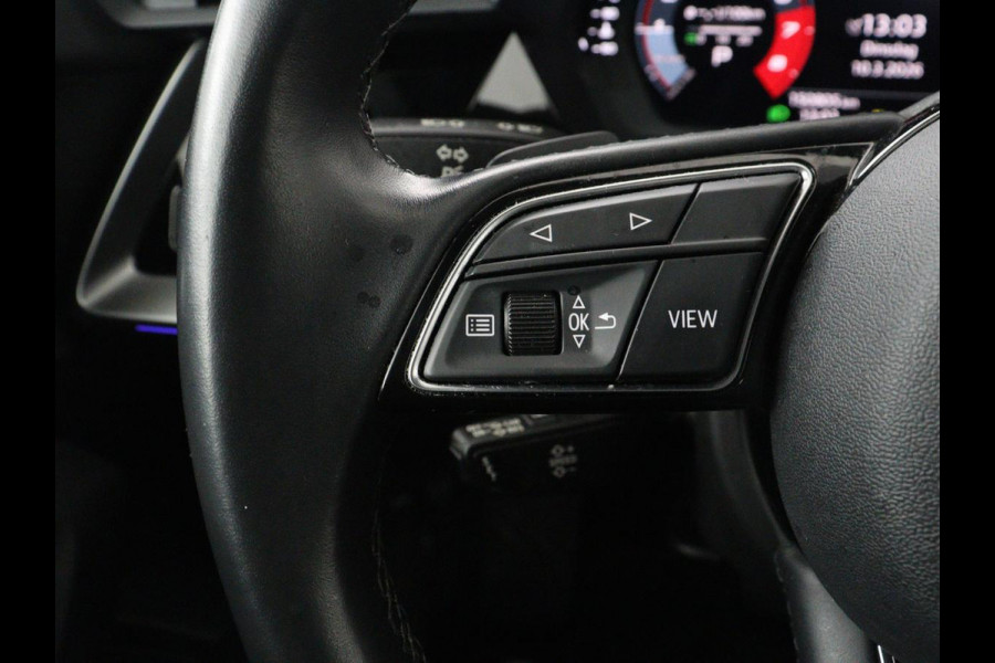Audi A3 30 TFSI Business edition | Sportstoelen | Trekhaak | Carplay | 17'' | Navigatie | Virtual Cockpit | Full LED | Climate control | Parkeerhulp | Bluetooth | Cruise control