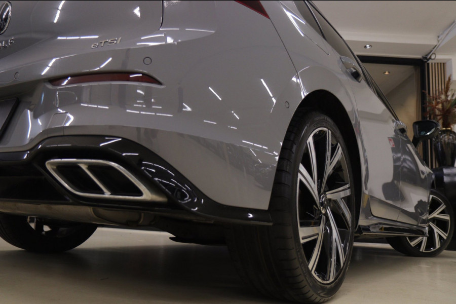 Volkswagen Golf 1.5 eTSI R-Line Pano/HUD/H&K/CAM/BLINDESPOT/BOMVOL