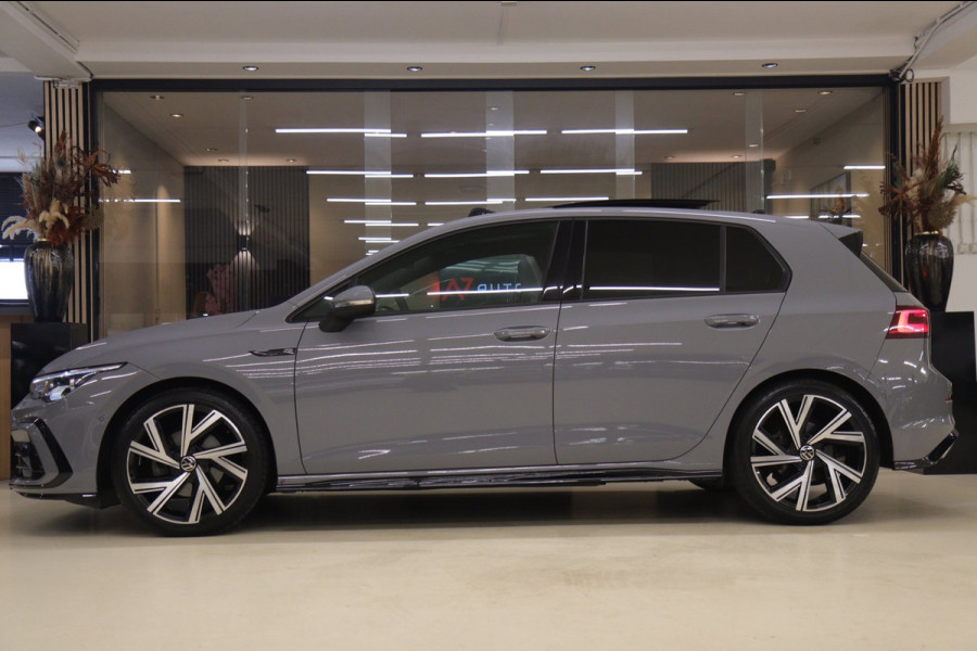 Volkswagen Golf 1.5 eTSI R-Line Pano/HUD/H&K/CAM/BLINDESPOT/BOMVOL