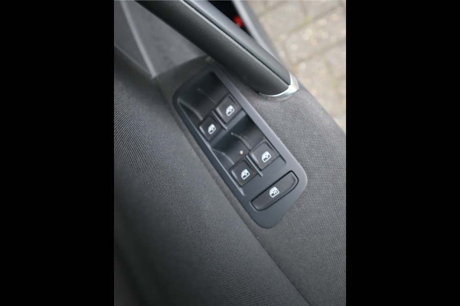 Volkswagen Golf Variant 1.5 TSI Comfortline Business / Panoramadak