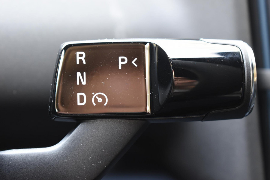 Volvo EX30 272PK Single Motor Extended Range Black Edition Europa 69 kWh / Adaptive Cruise control / Extra getint glas / Climate Pack / Achteruitrijcamera / Elektrisch verstelbare stoelen / Parkeersensoren V+A