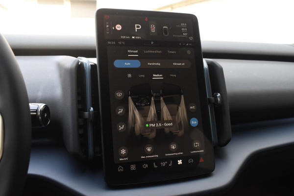 Volvo EX30 272PK Single Motor Extended Range Black Edition Europa 69 kWh / Adaptive Cruise control / Extra getint glas / Climate Pack / Achteruitrijcamera / Elektrisch verstelbare stoelen / Parkeersensoren V+A