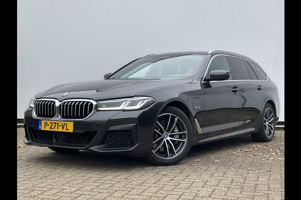 BMW 5 Serie Touring 530e M-Sport Leer Memory Laser Adapt.Cr Sfeer PHEV Business Edition Plus Plug-in