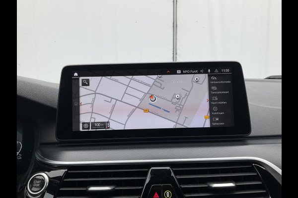 BMW 5 Serie Touring 530e M-Sport Leer Memory Laser Adapt.Cr Sfeer PHEV Business Edition Plus Plug-in