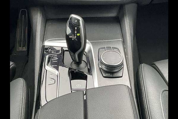 BMW 5 Serie Touring 530e M-Sport Leer Memory Laser Adapt.Cr Sfeer PHEV Business Edition Plus Plug-in